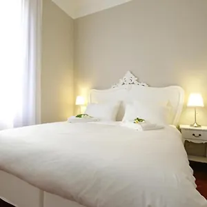 https://mercalli-1.italymilanhotels.net